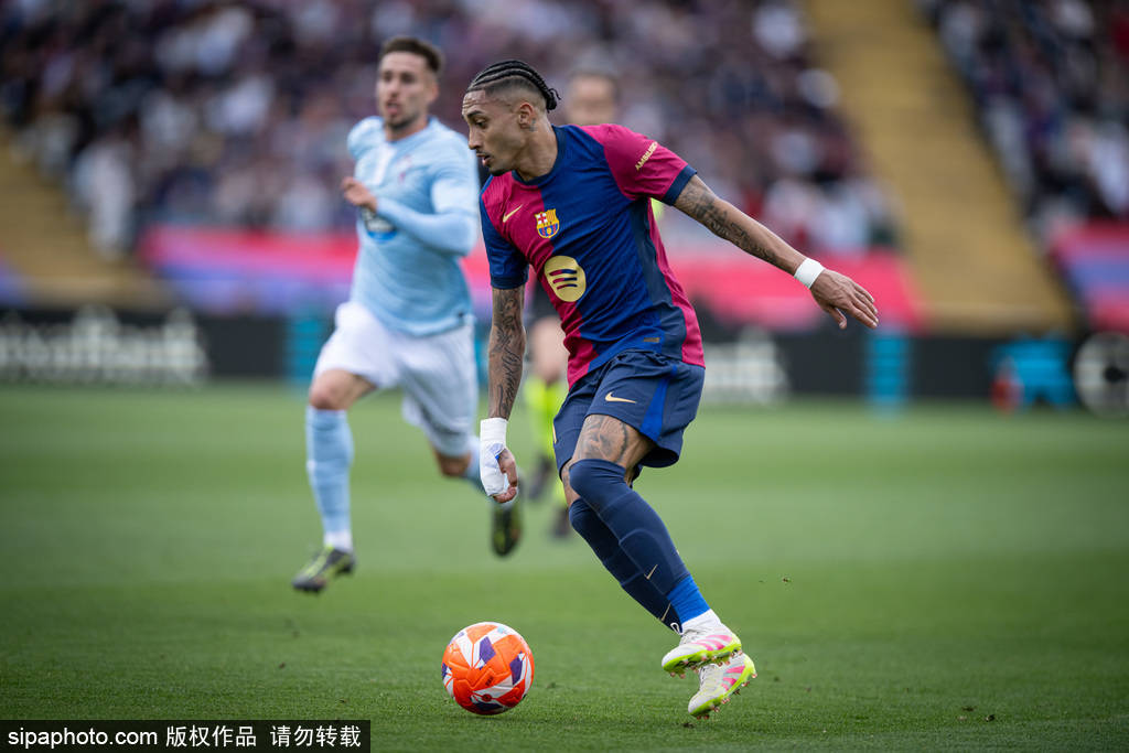 皇冠信用网怎么租_西甲-拉菲尼亚双响+补时绝杀 巴萨连扳3球4-3先赛7分领跑