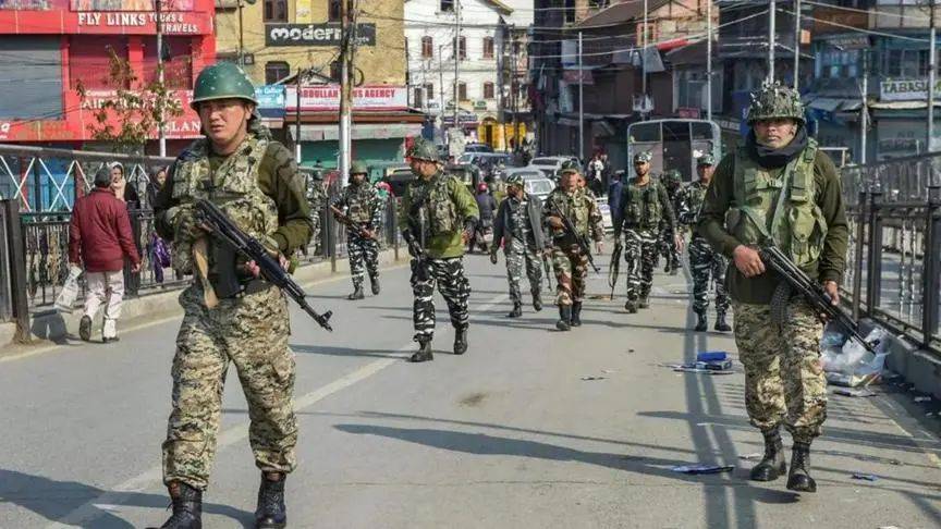 皇冠信用网登1_中方力挺巴基斯坦皇冠信用网登1,王毅警告印度:后果自负!克什米尔冲突再升级,中国呼吁和平解局