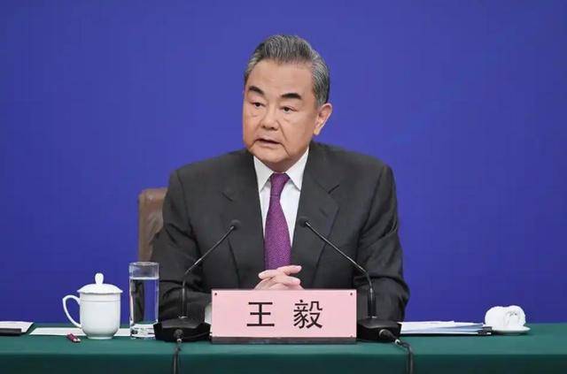 皇冠信用网登3代理_特朗普四招逼中国让步皇冠信用网登3代理,王毅当20国面震撼发声,外交部:中国不跪