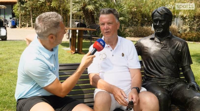 皇冠信用网需要押金吗_范加尔:皇冠信用网需要押金吗我早就说过曼联是一家商业俱乐部 主帅无权决定引援