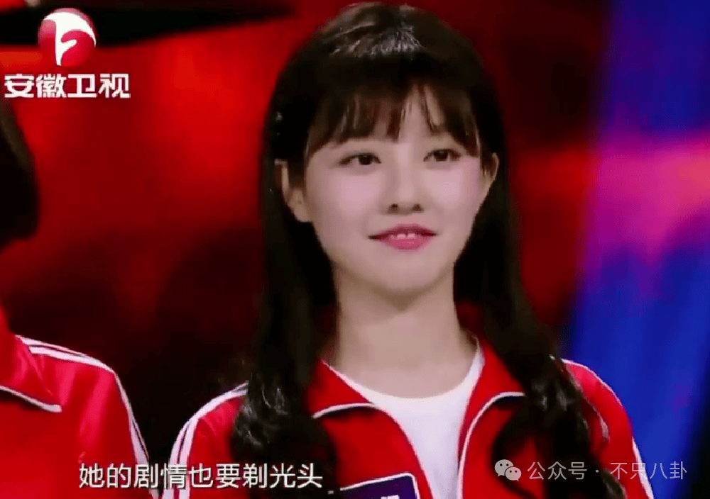 NBA篮球返水
_他俩没分手但被拍到吵架了NBA篮球返水
,吵得很凶......