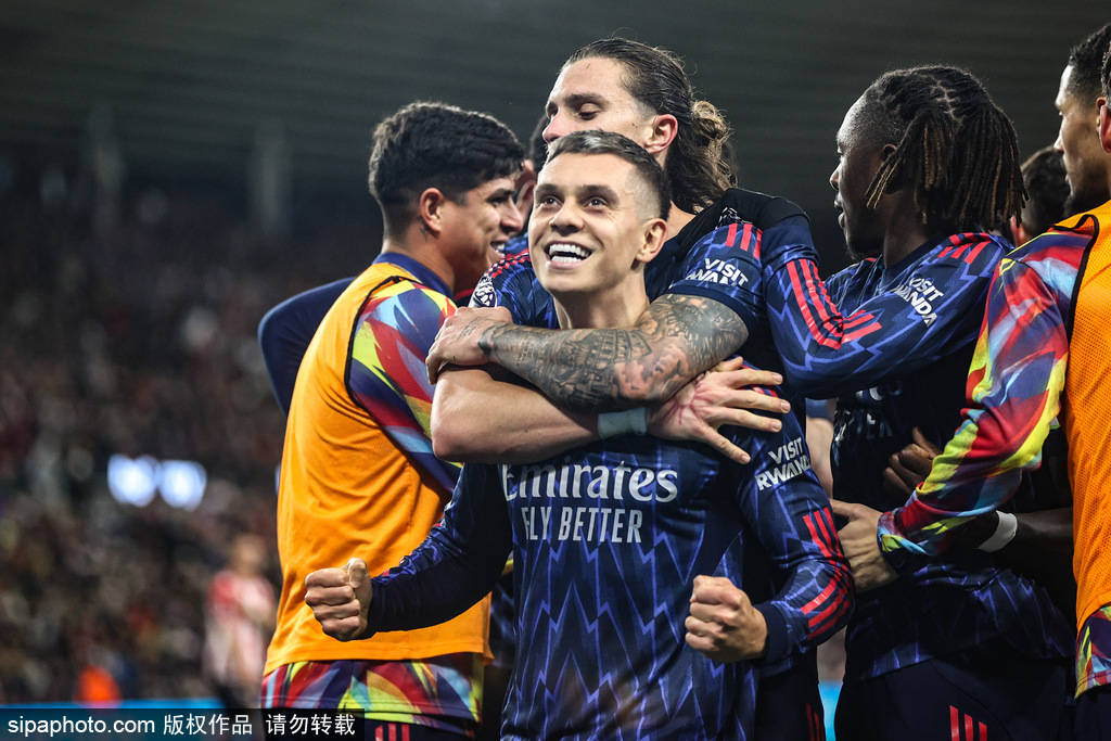 皇冠皇冠信用网平台
_10连胜终结皇冠皇冠信用网平台
!英超-萨卡破门 阿森纳2-2遭桑德兰补时绝平