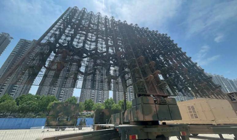 皇冠信用網代理申条件
_央视曝红旗-20开火惊艳画面皇冠信用網代理申条件
,打得就是隐形目标,信号美国能看懂