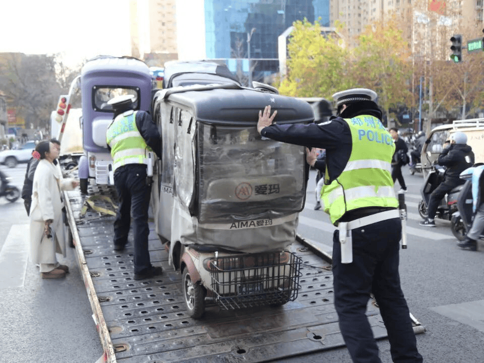 皇冠信用网平台出租
_即日起皇冠信用网平台出租
,郑州严查电动二轮、三轮、四轮车