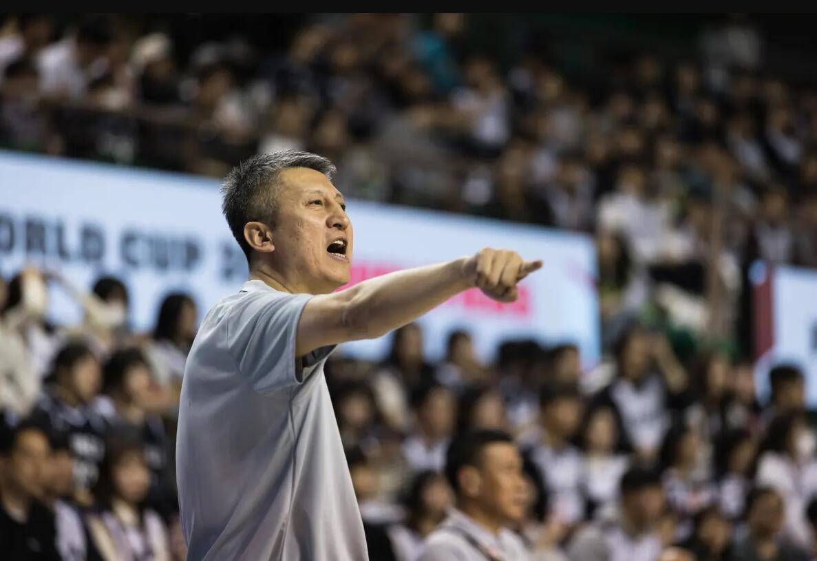 巴黎圣日耳曼
_郭士强：两连败让中国男篮进入世界杯决赛比较困难