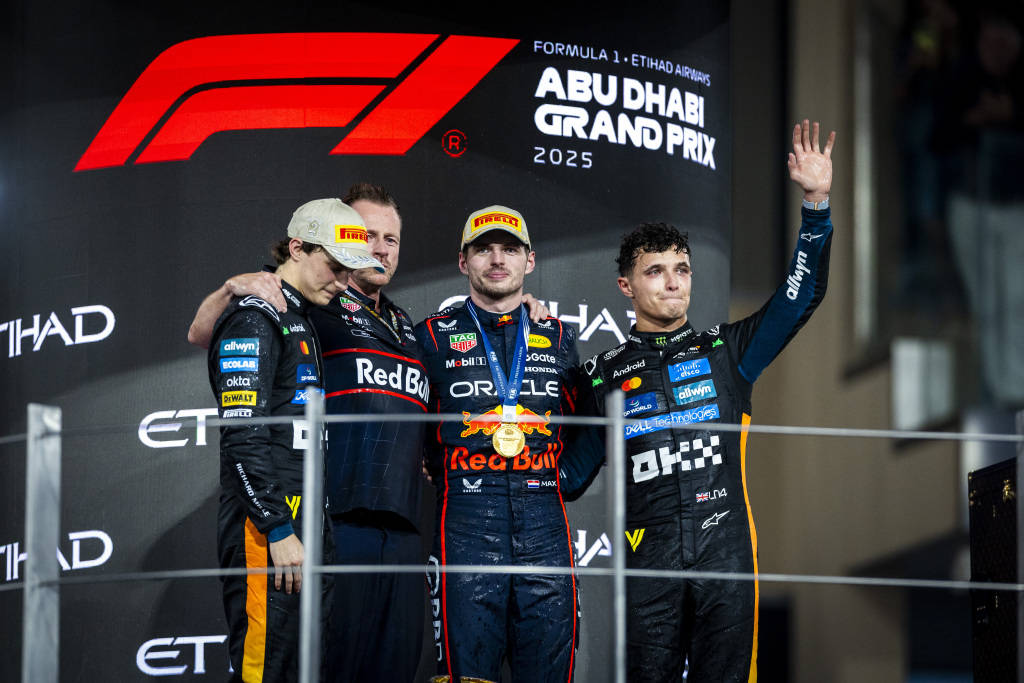 乌兹别克斯坦足球
_诺里斯首夺F1车手总冠军乌兹别克斯坦足球
,维斯塔潘虽败犹荣