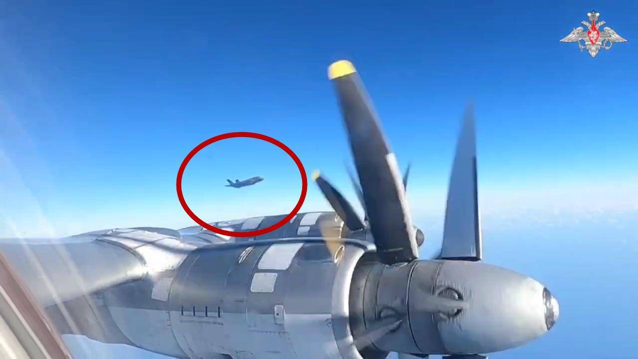 皇冠体育香港
_俄方曝光皇冠体育香港
,歼16首次对抗F35!全球最强四代重战,打遍美日五代机