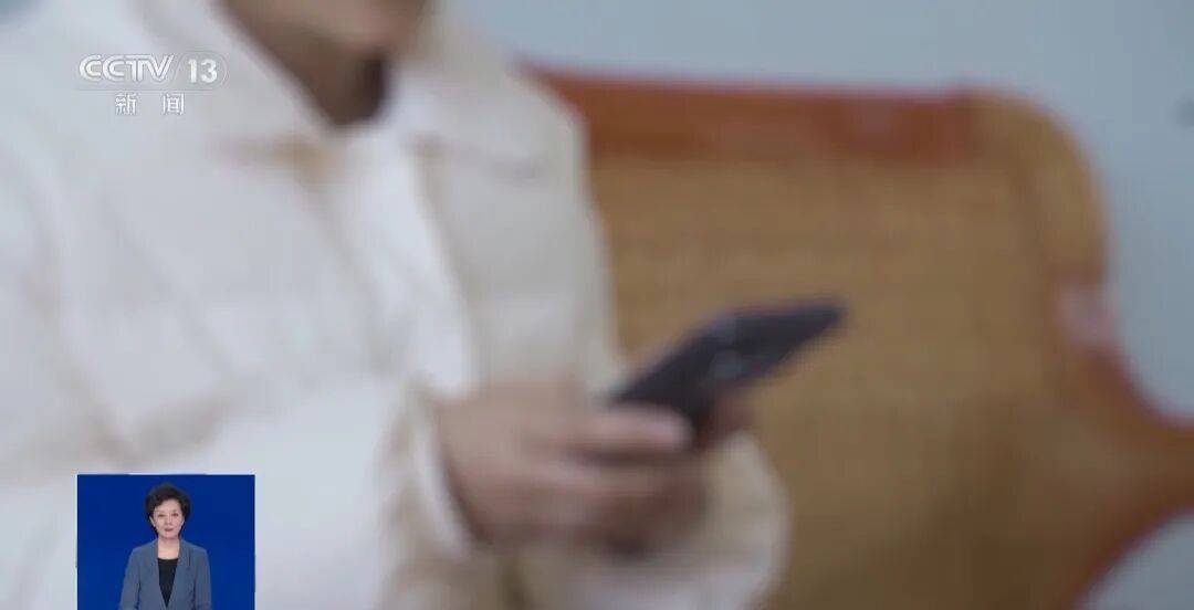 皇冠信用网会员开户申请
_撕下“警察”标识皇冠信用网会员开户申请
,露出“保安”两个字!警方披露案情→