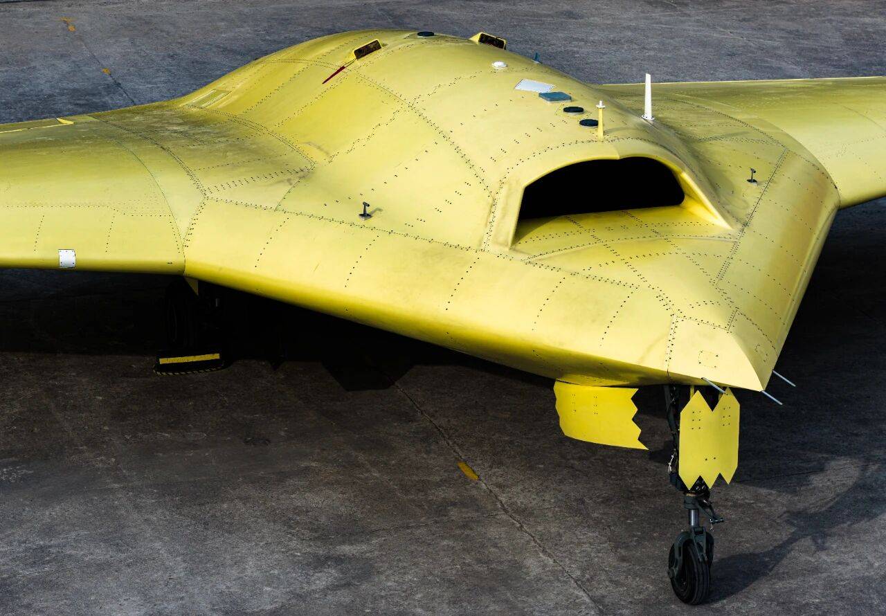 皇冠信用网登3代理申请
_重大突破皇冠信用网登3代理申请
！彩虹-7高空高速隐身无人机成功首飞