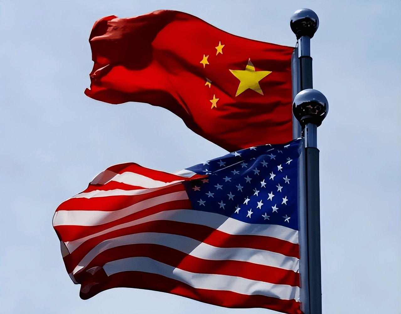 皇冠信用网登3代理_特朗普硬扛 47 周终松口！发表“逃跑宣言”认怂皇冠信用网登3代理，看清局势：中国是强大的国家