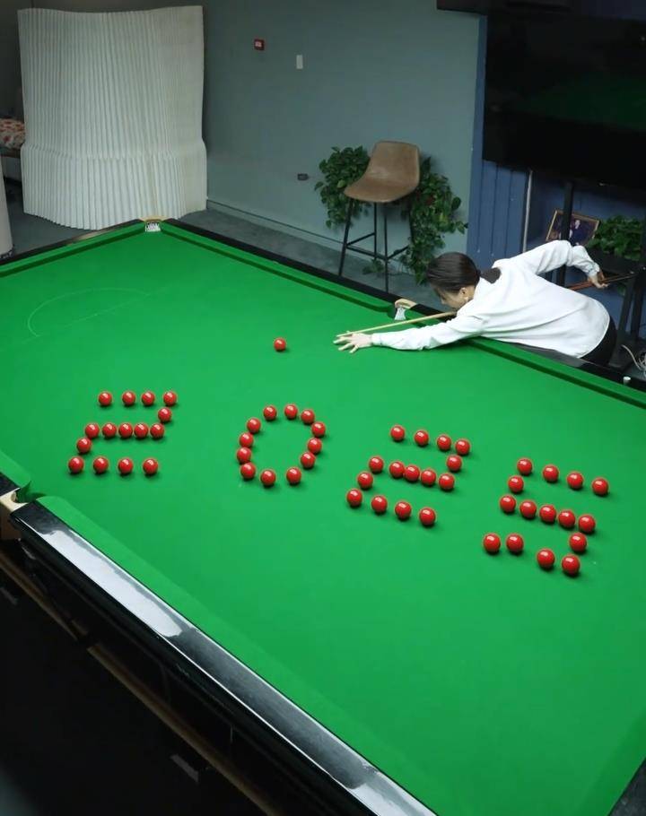 怎么申请皇冠信用网代理_潘晓婷一杆将2025打成2026怎么申请皇冠信用网代理，网友：差点以为是AI，看你明年怎么打出2027