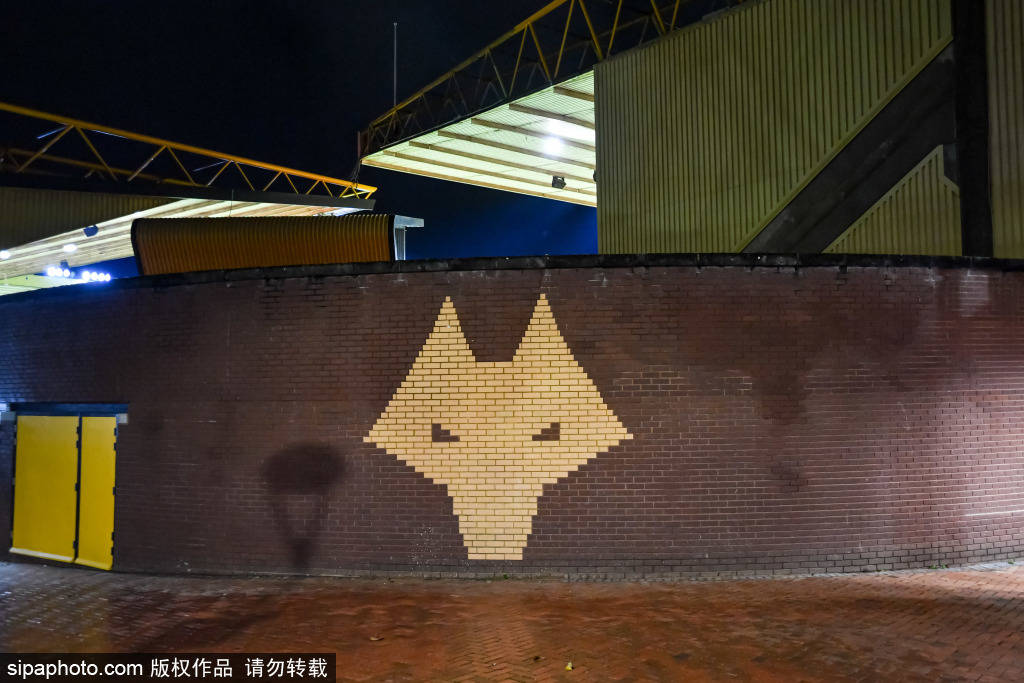 皇冠登3新2管理_弗莱彻首战!曼联官方阵型:4231!多古右边锋皇冠登3新2管理,胖虎乌加特双后腰的战术解析