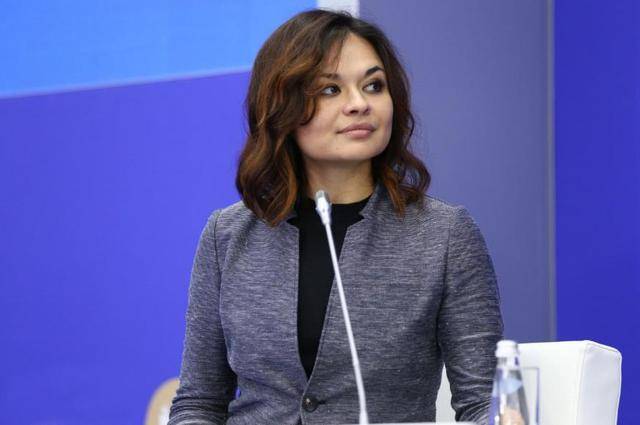 如何申请到皇冠信用_普京政府亲自任命如何申请到皇冠信用，绍伊古35岁女儿出任首席执行官，接手俄罗斯稀有金属项目！