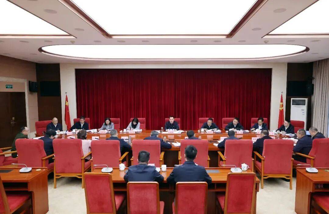 皇冠信用网怎么开通_中央纪委、中央组织部、中央巡视办皇冠信用网怎么开通，指导昆明市会议