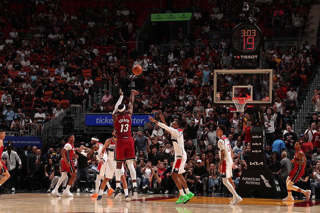 加拿大 vs 卡塔尔
_垃圾时间刷分加拿大 vs 卡塔尔
!阿德巴约超越科比 这个纪录值得庆祝吗?